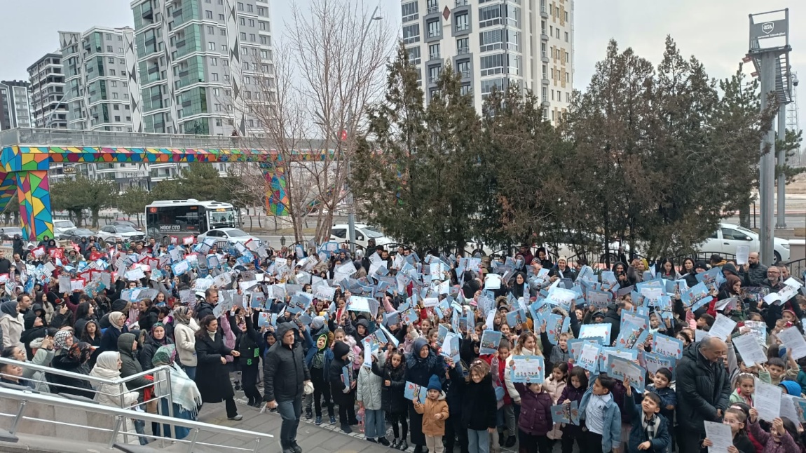 Yarıyıl Tatili Başladı, Karneler Dağıtıldı