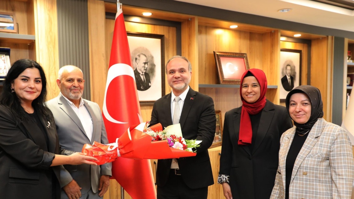 Okulumuzdan Niğde Ömer Halisdemir Üniversitesi Rektörüne Ziyaret
